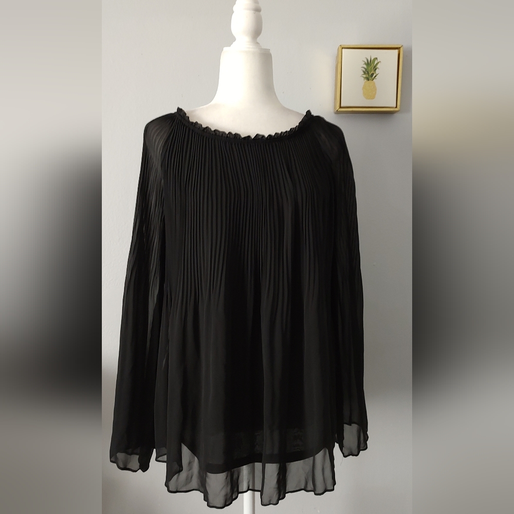 Nygard Pleat Tunic Blouse Women Medium Black Elegant Chiffon Sheer comfortable